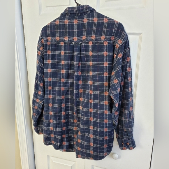 Men's Flyshacker Clothing Co 100% Cotton Blue & Red Plaid Flannel Shirt - Picture 10 of 13